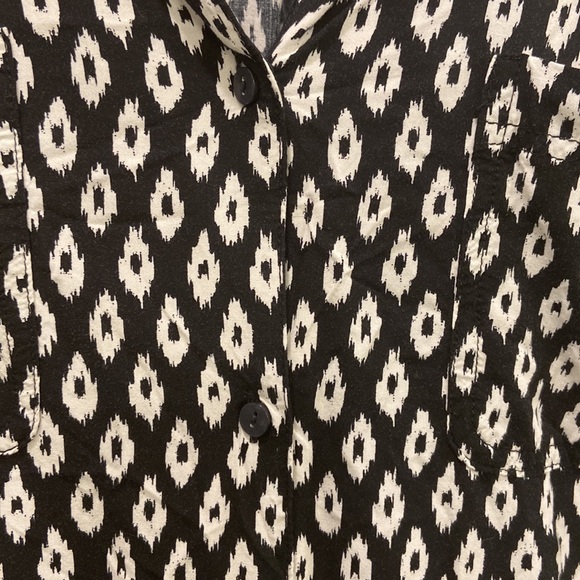 Button Down blouse - Picture 4 of 4